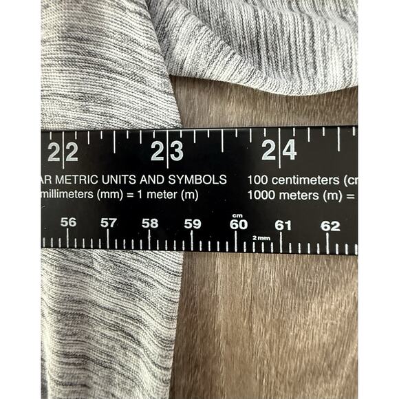 Old Navy Athletic Men’s T-Shirt Gray Size L Breathe Activewear - Picture 6 of 6